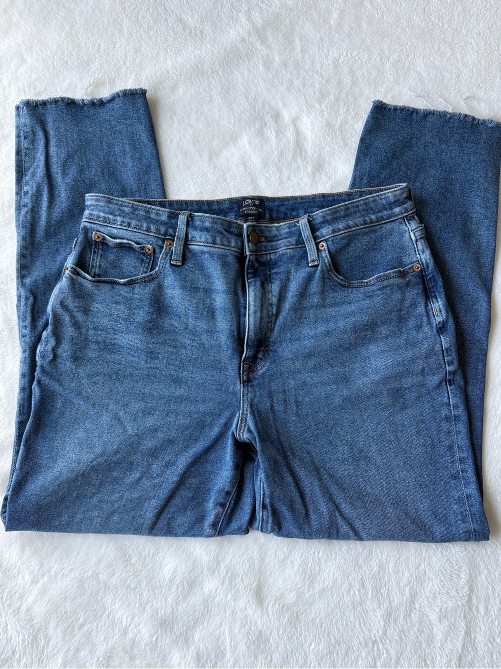 J. Crew Curvy Essential Straight Jean, 32 Tall